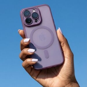 iPhone 15 Pro Dark Purple Magnetic Matte Case